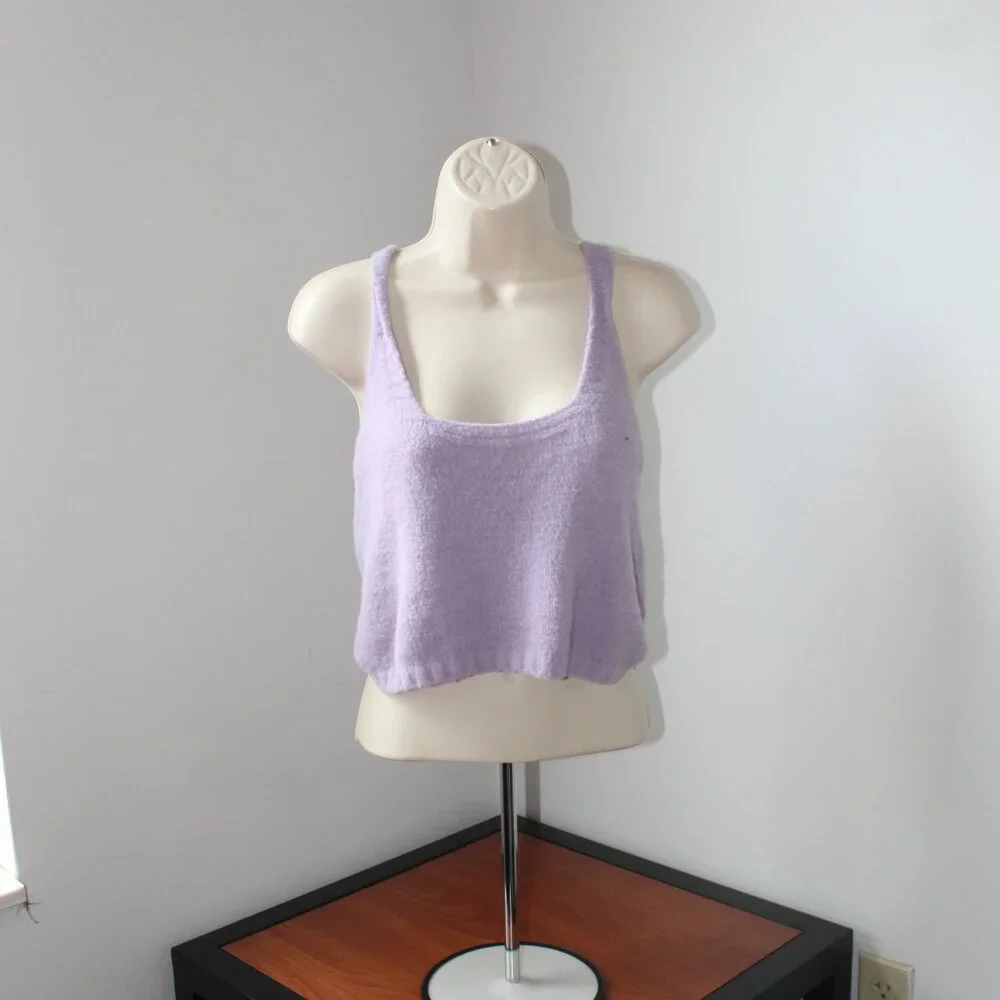 Soft-Textured Sleeveless Crop Sweater - Picture 1 of 3